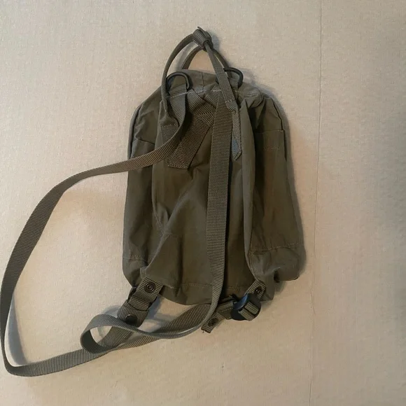Fjallraven Mini Backpack - Picture 2 of 3
